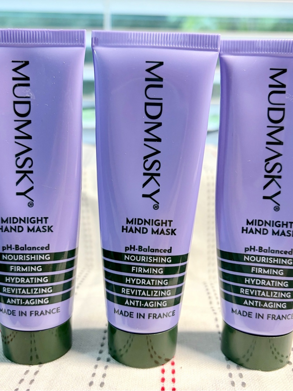 Mudmasky Midnight Hand Mask Nourishing Hand Treatment